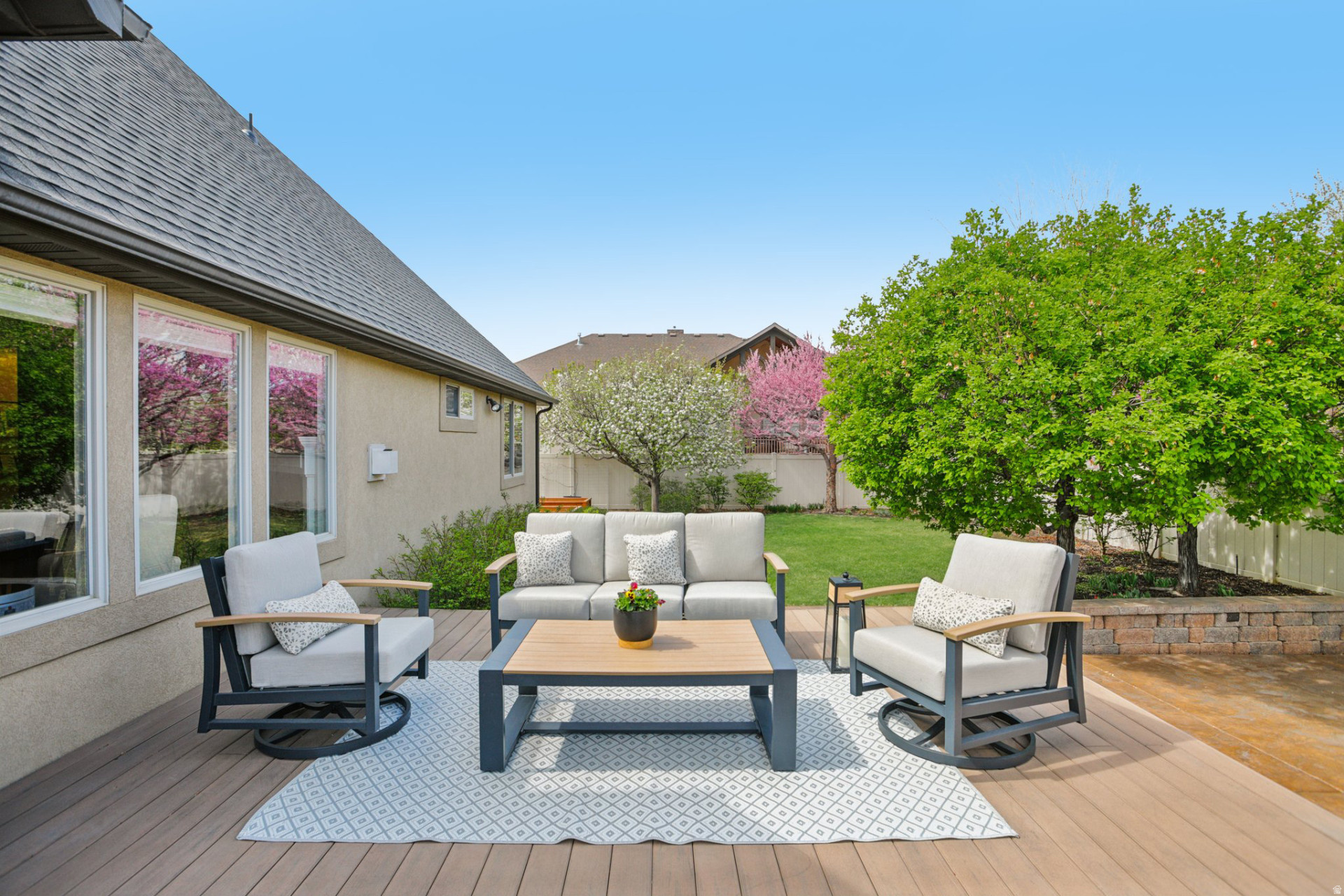 SUNNY RIDGE - Residential