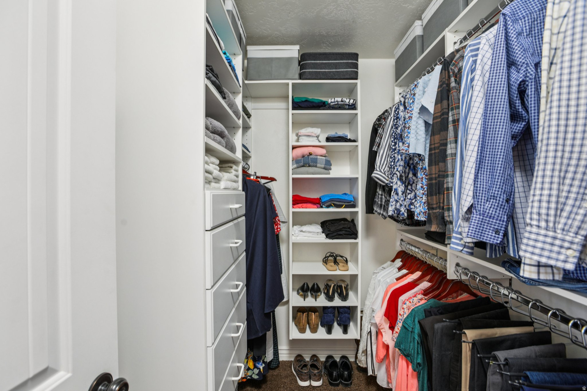 SUNNY RIDGE - Residential