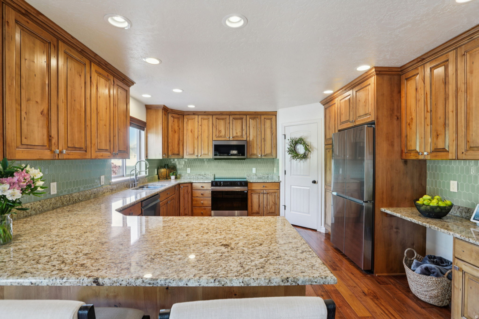 SUNNY RIDGE - Residential