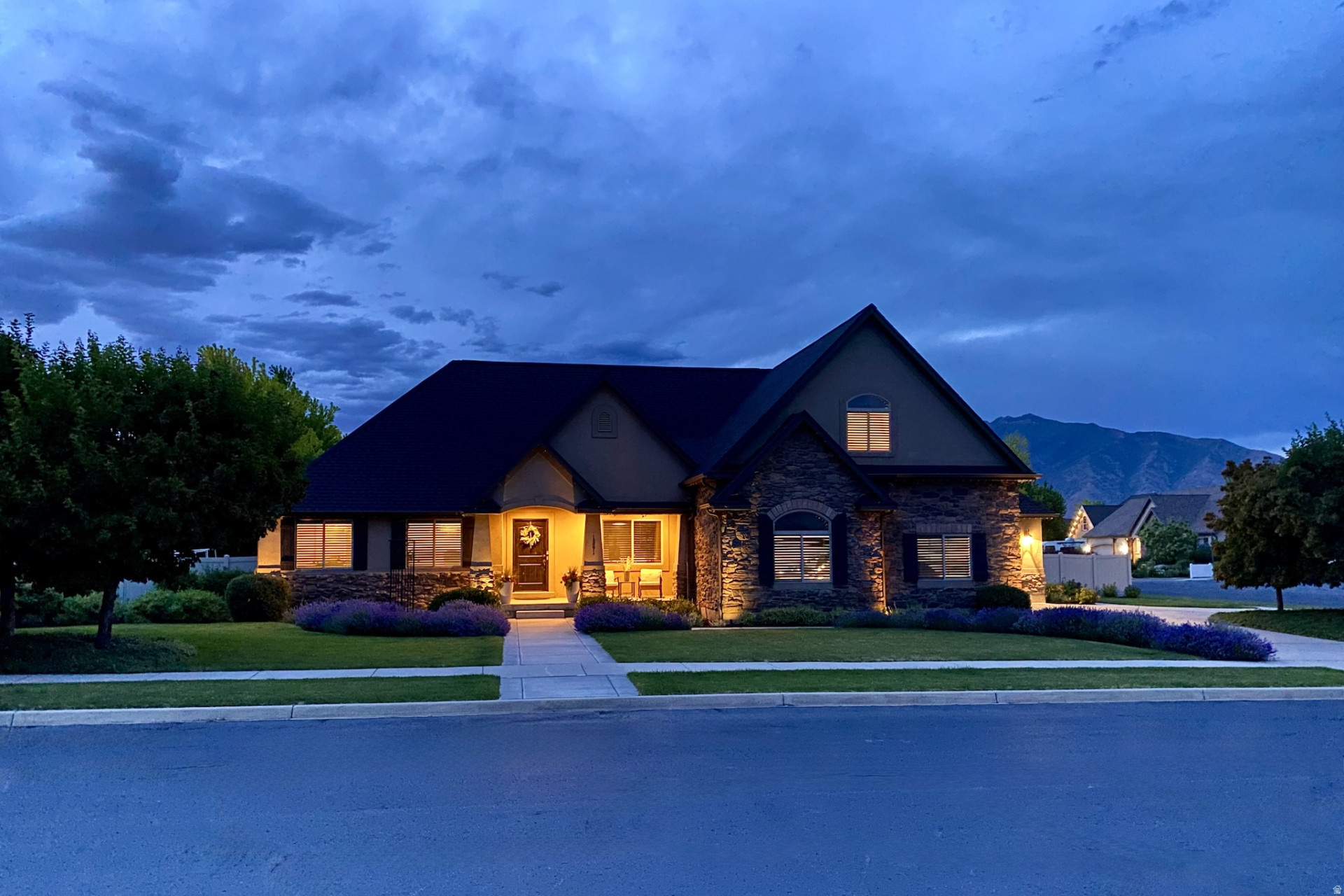 SUNNY RIDGE - Residential