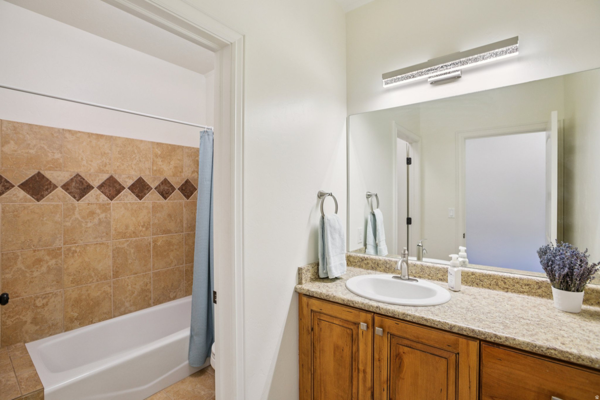 SUNNY RIDGE - Residential