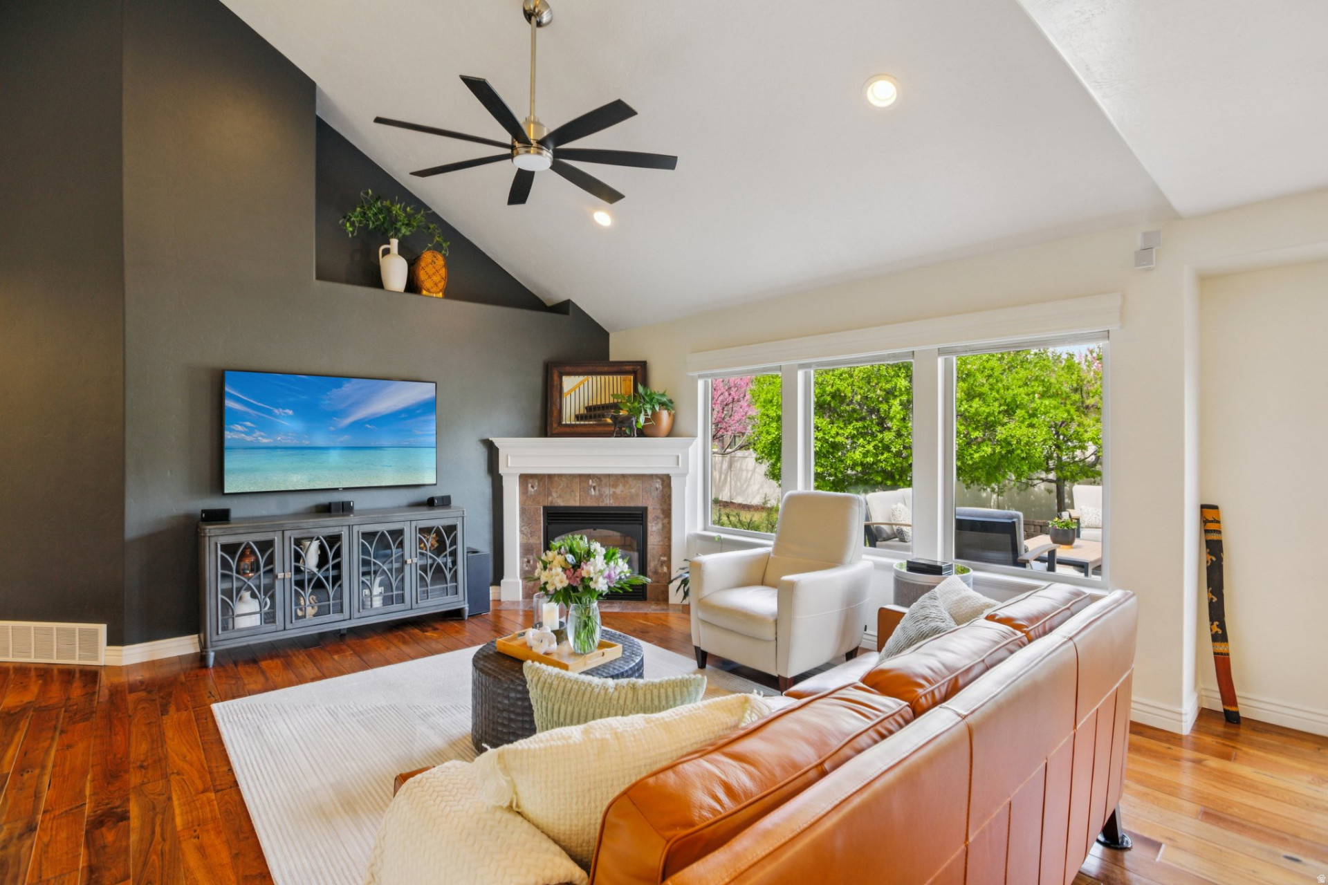 SUNNY RIDGE - Residential