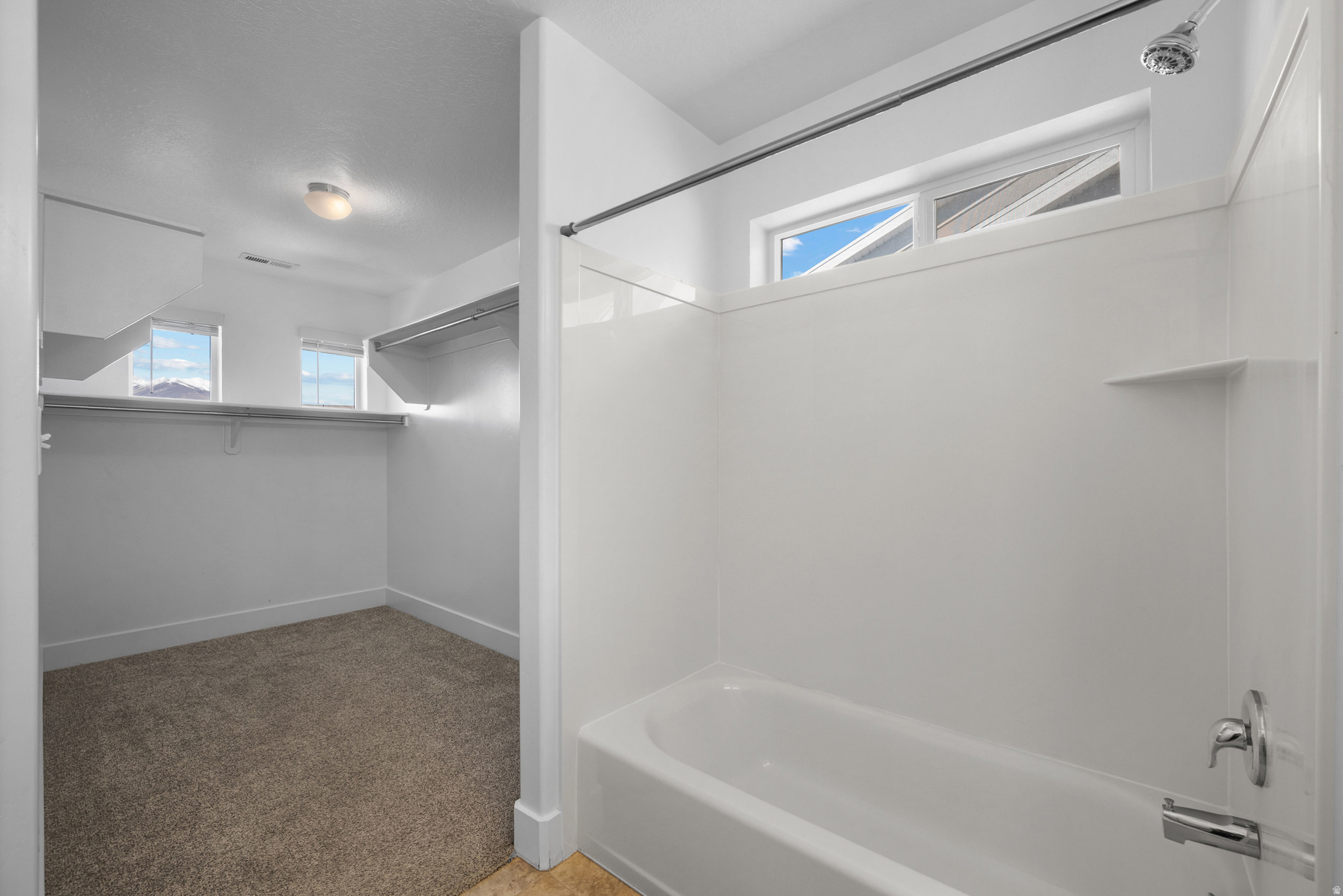 CANYON BREEZE - Residential