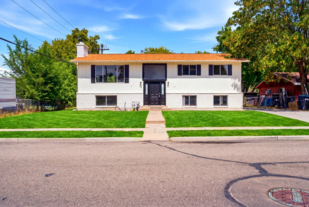 Photo of 608 W 1850 N, Provo, UT 84604 (MLS # 2180547)
