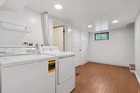 Tiny photo for 2948 S 900 E, Salt Lake City, UT 84106 (MLS # 2156001)
