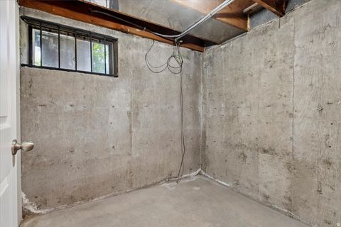 Tiny photo for 2948 S 900 E, Salt Lake City, UT 84106 (MLS # 2156001)
