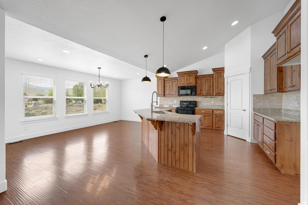 VALLEY VIEW - Residential