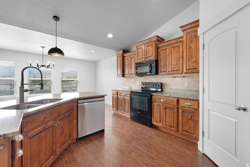 VALLEY VIEW - Residential
