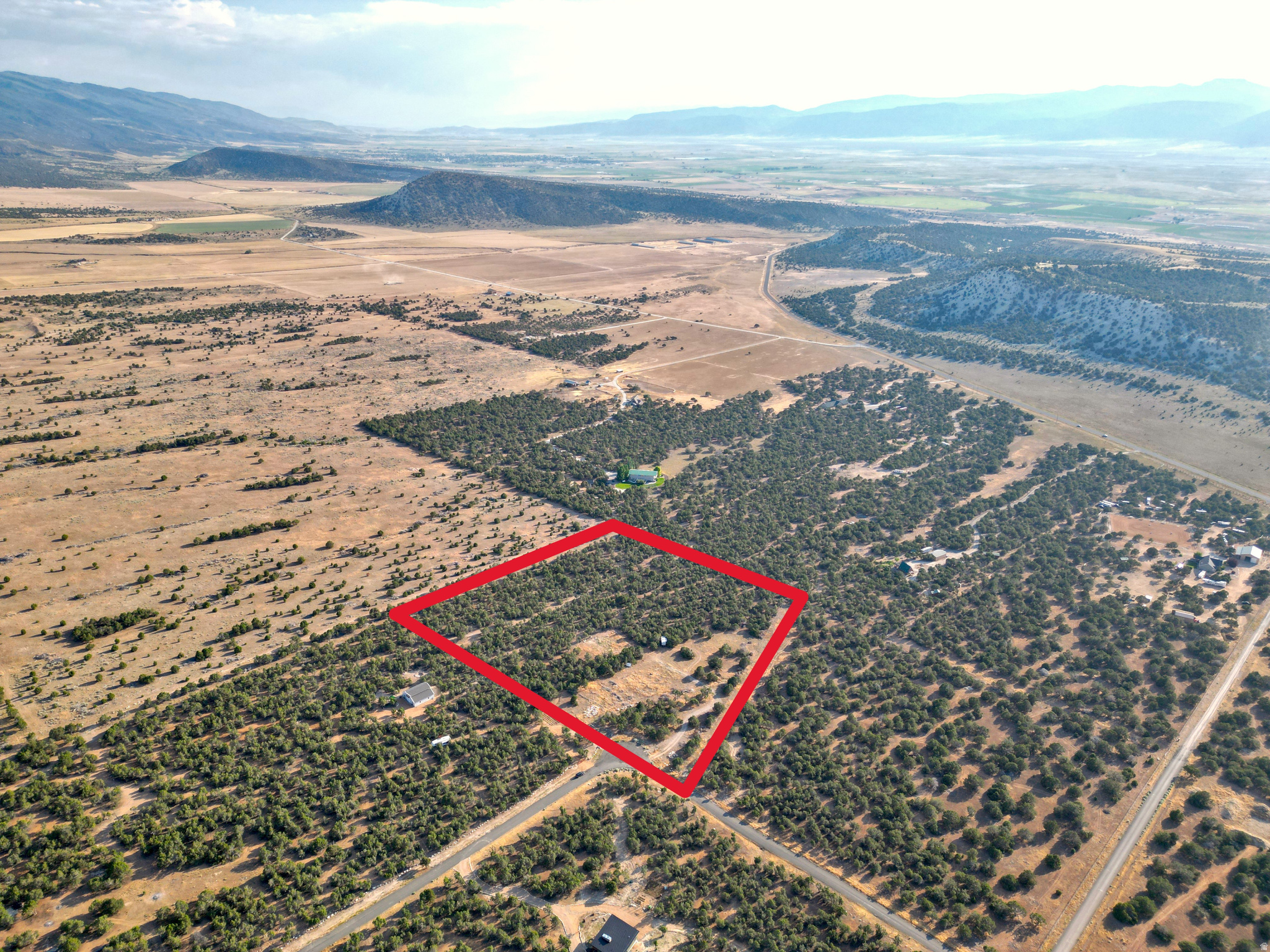 DEERFIELD ESTATES - Land