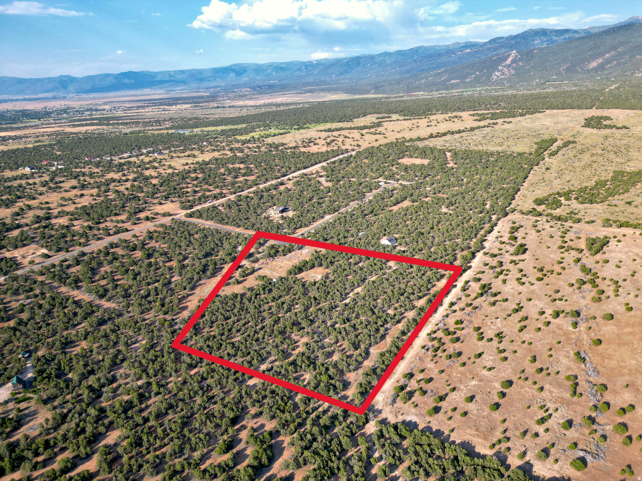 DEERFIELD ESTATES - Land