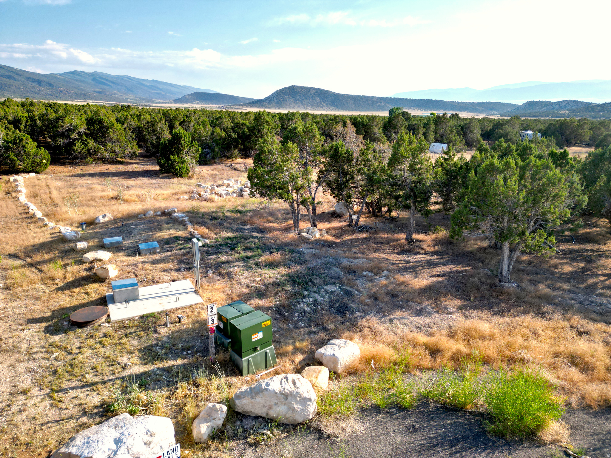 DEERFIELD ESTATES - Land