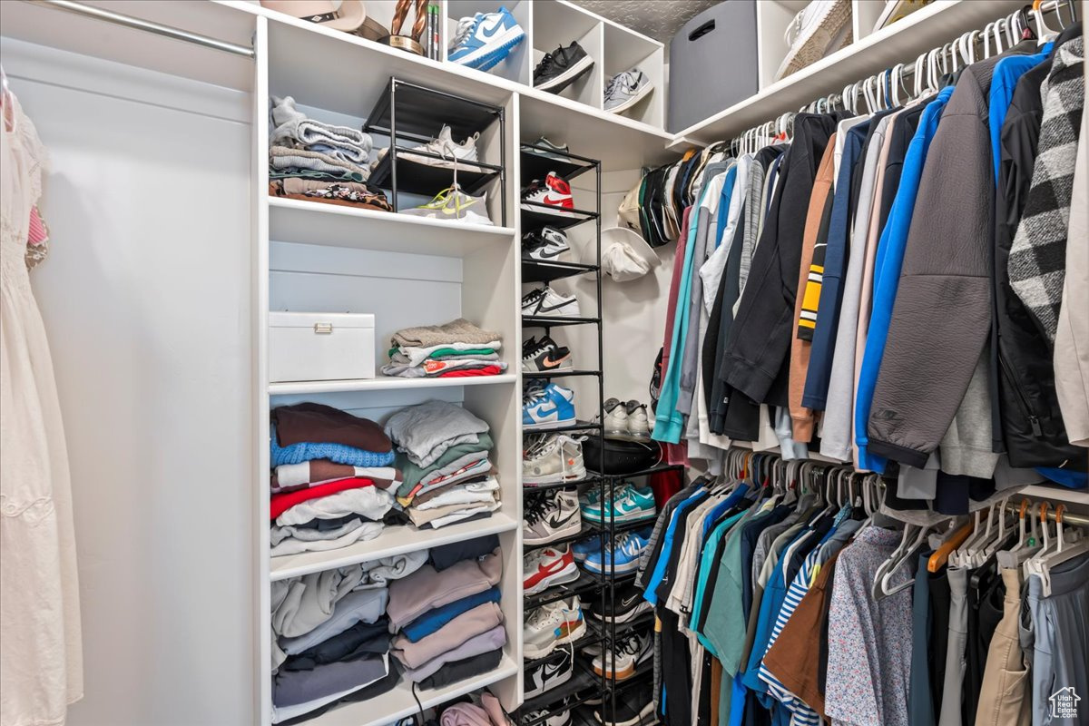 THE EXCHANGE II - Residential