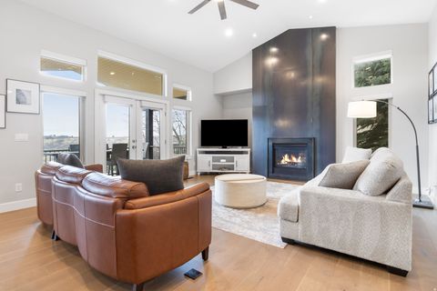 Tiny photo for 10346 S GRAYROCK CT, Sandy, UT 84092 (MLS # 2140149)