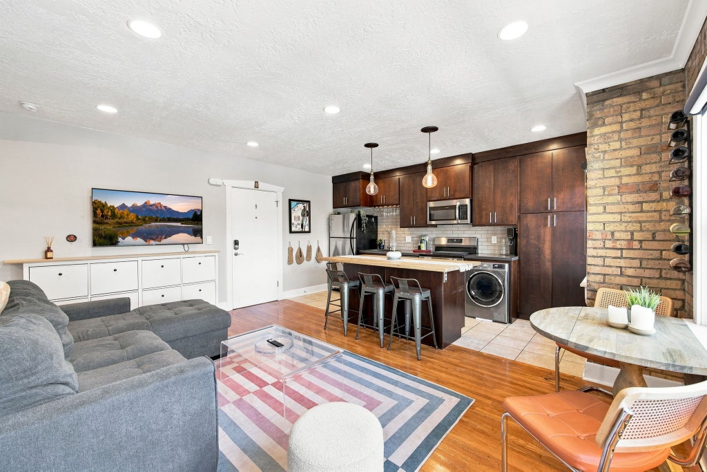 Photo of 555 E 100 S #407, Salt Lake City, UT 84102 (MLS # 2182002)