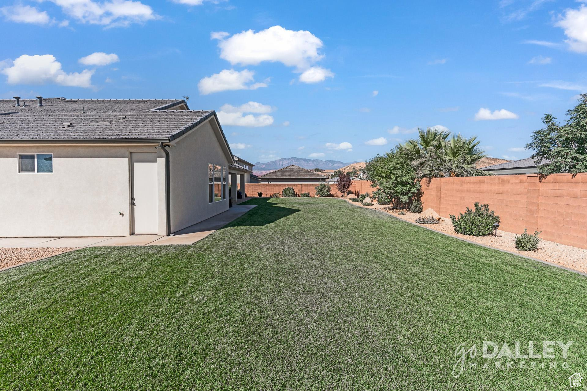 ROADRUNNER RIDGE PH 3 - Residential
