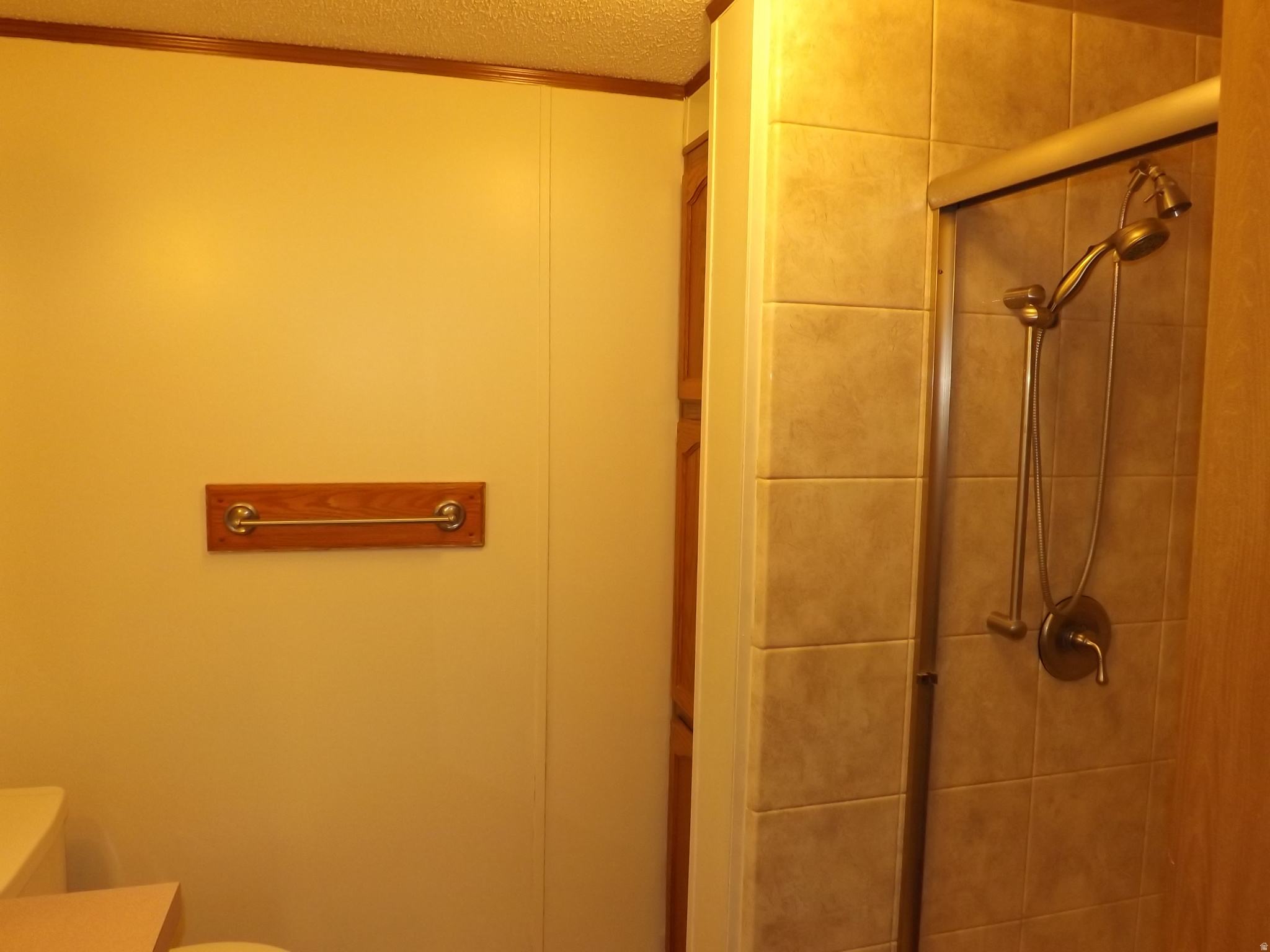 CRESCENTWOOD VILLAGE - Residential