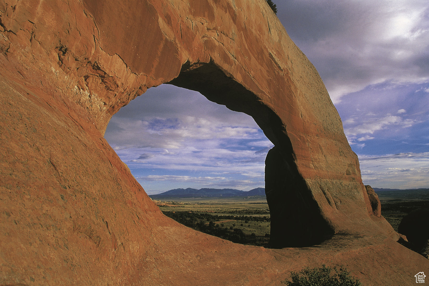 WILSON ARCH RESORT - Commercial Sale