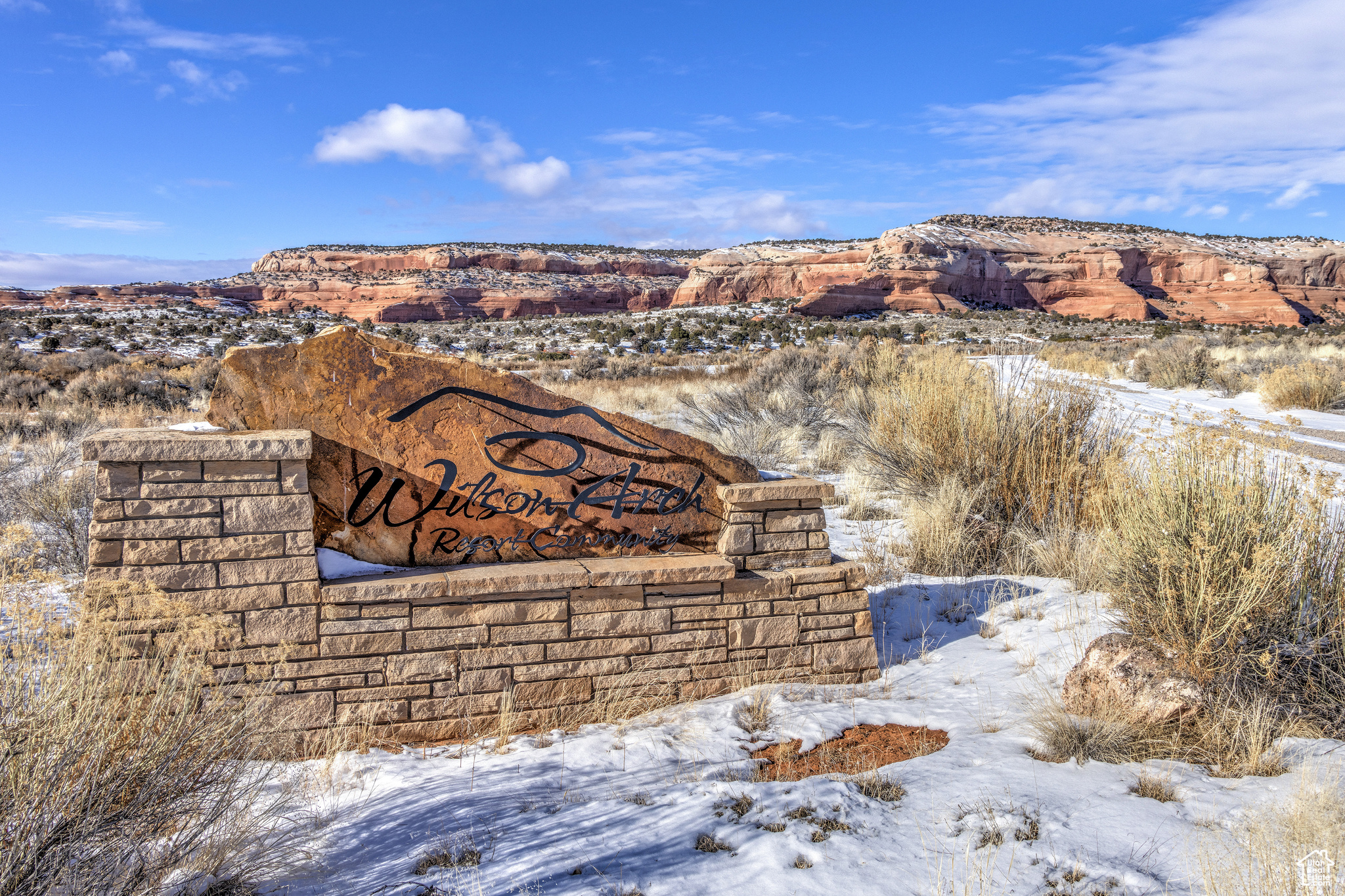 WILSON ARCH RESORT - Commercial Sale