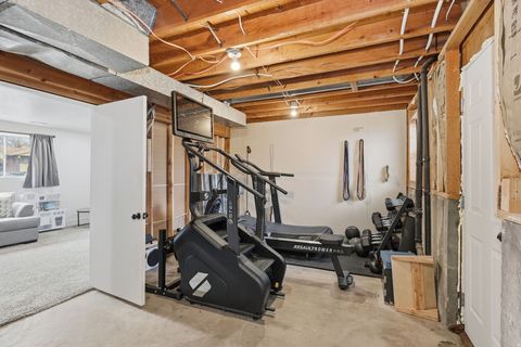 Tiny photo for 846 W 2600 N, Clinton, UT 84015 (MLS # 2137408)