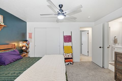 Tiny photo for 846 W 2600 N, Clinton, UT 84015 (MLS # 2137408)