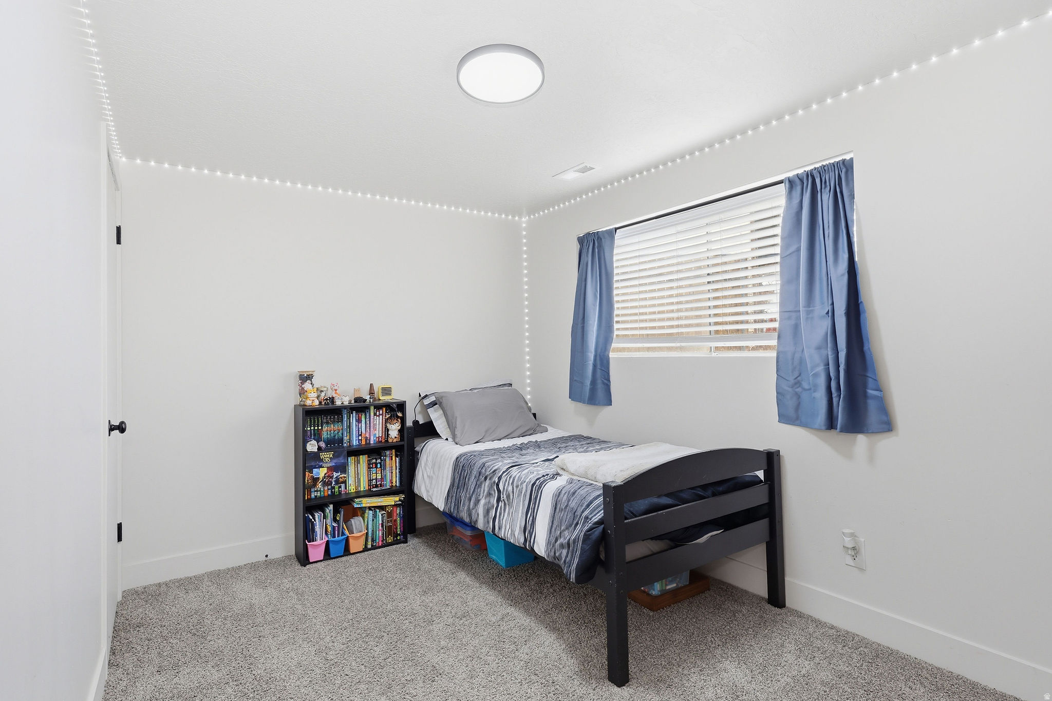 EVE'S GARDEN - Residential