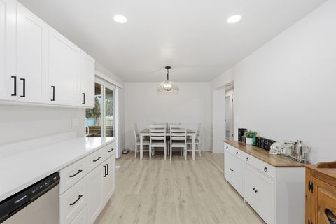 Tiny photo for 846 W 2600 N, Clinton, UT 84015 (MLS # 2137408)