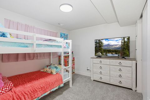 Tiny photo for 846 W 2600 N, Clinton, UT 84015 (MLS # 2137408)