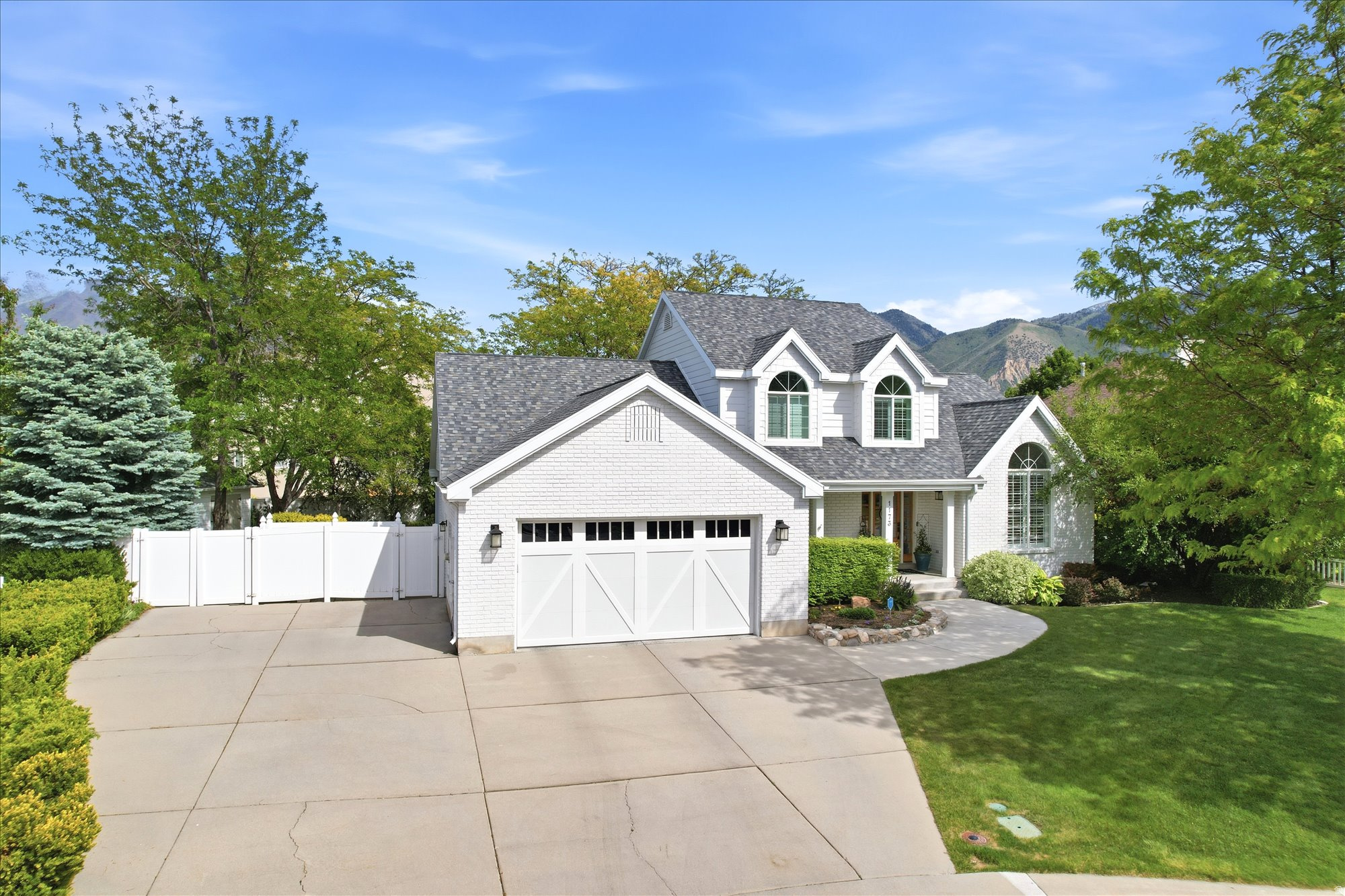 WOLF HOLLOW HEIGHTS - Residential