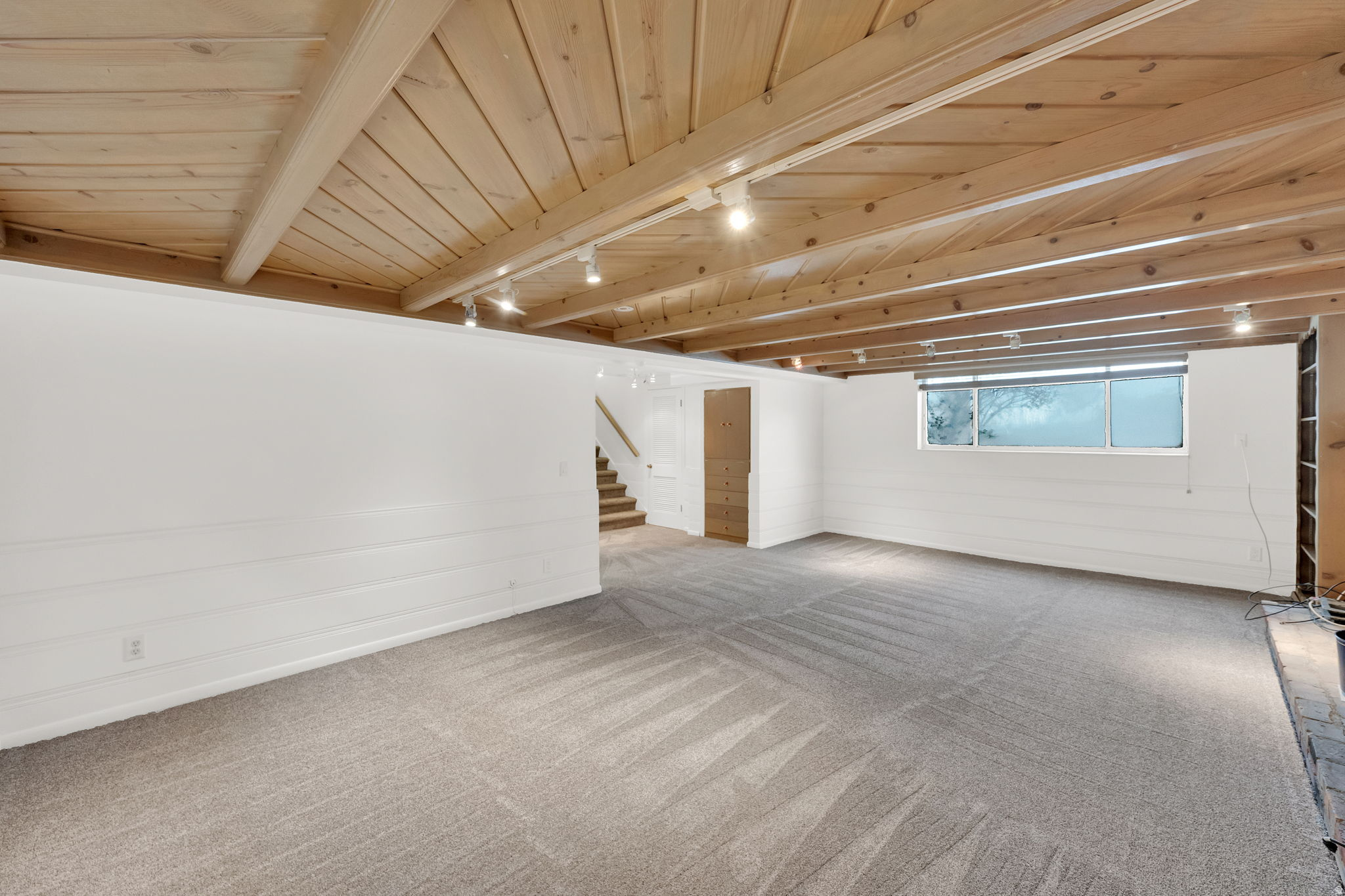 NORTH HILLS - Residential