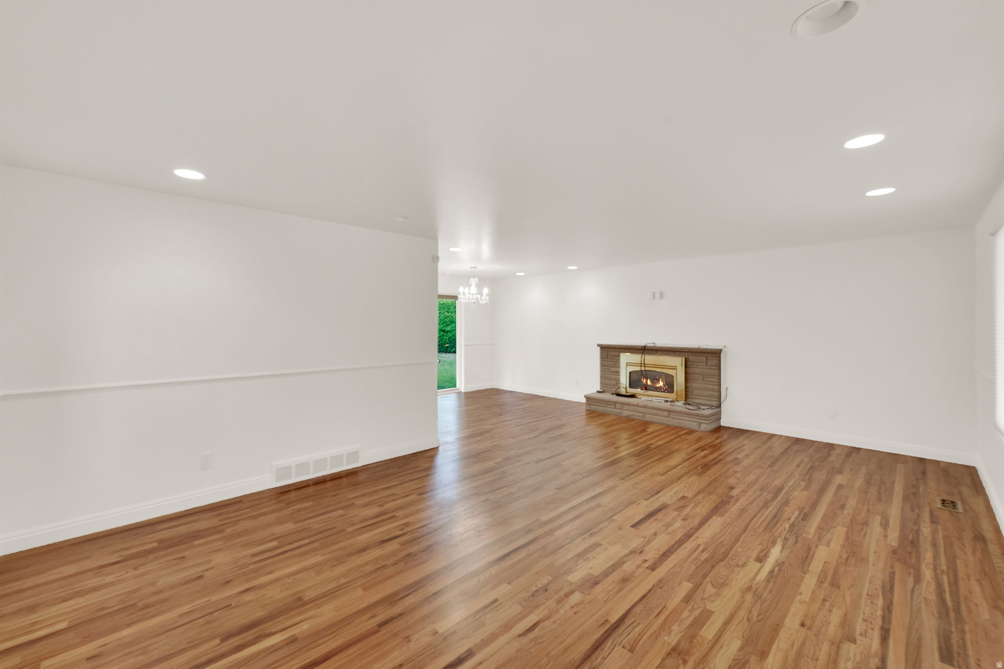 NORTH HILLS - Residential