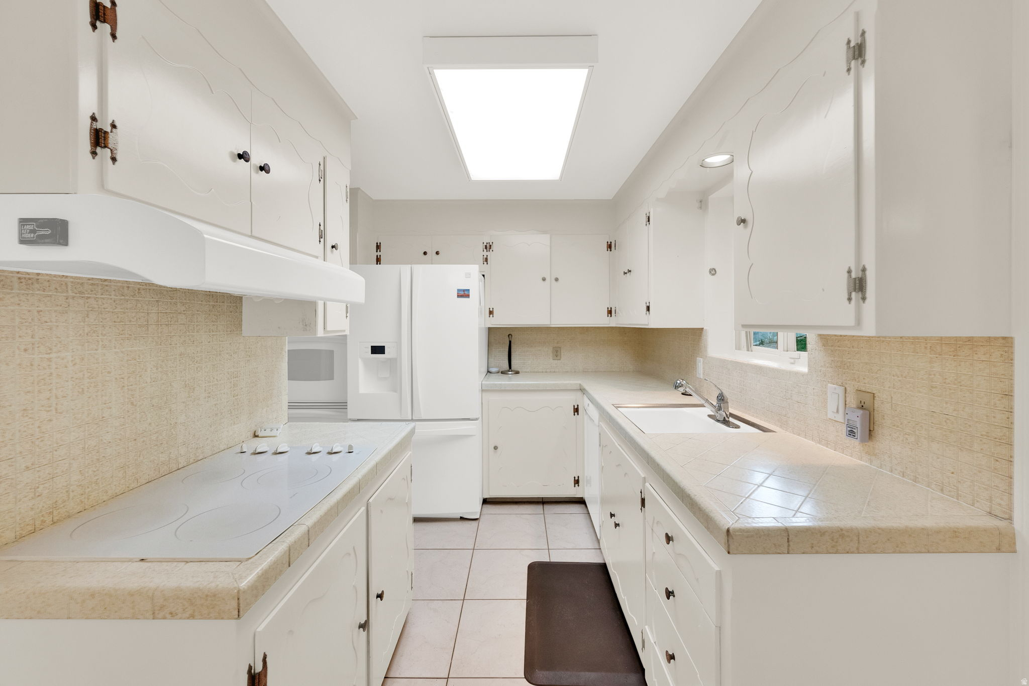 NORTH HILLS - Residential
