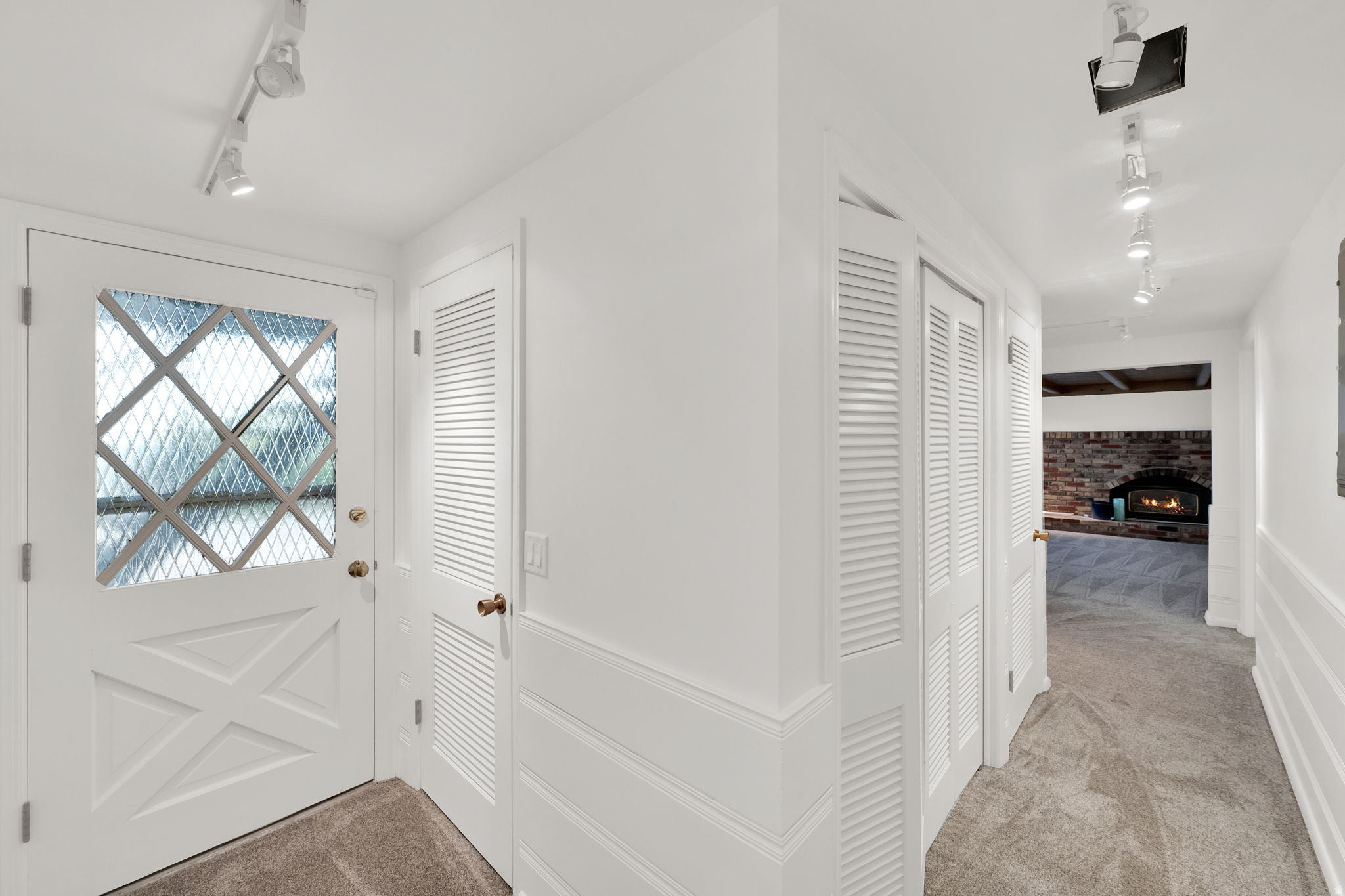 NORTH HILLS - Residential