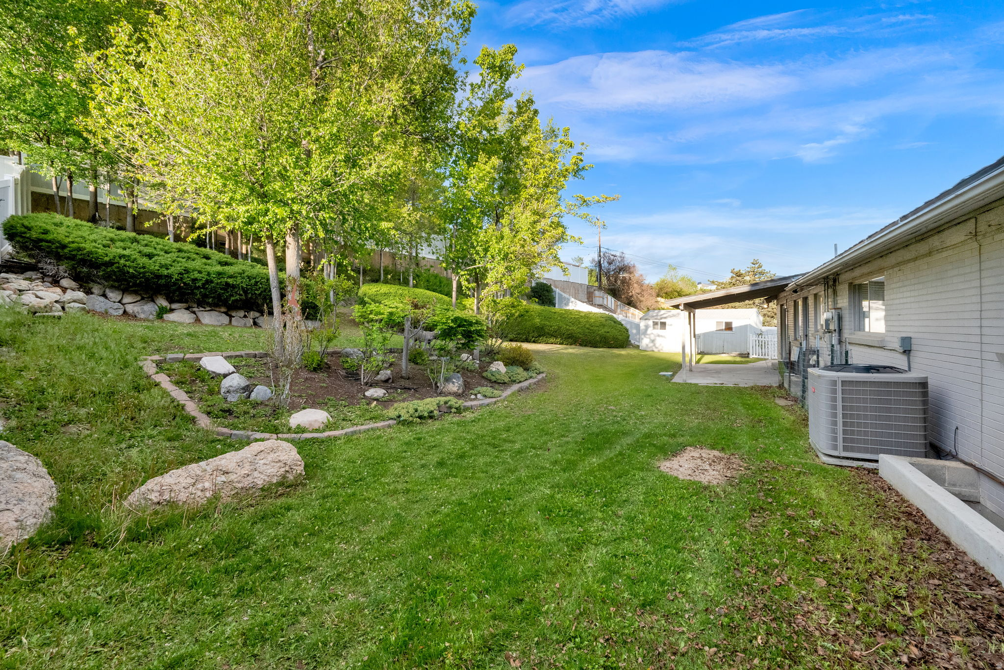 NORTH HILLS - Residential