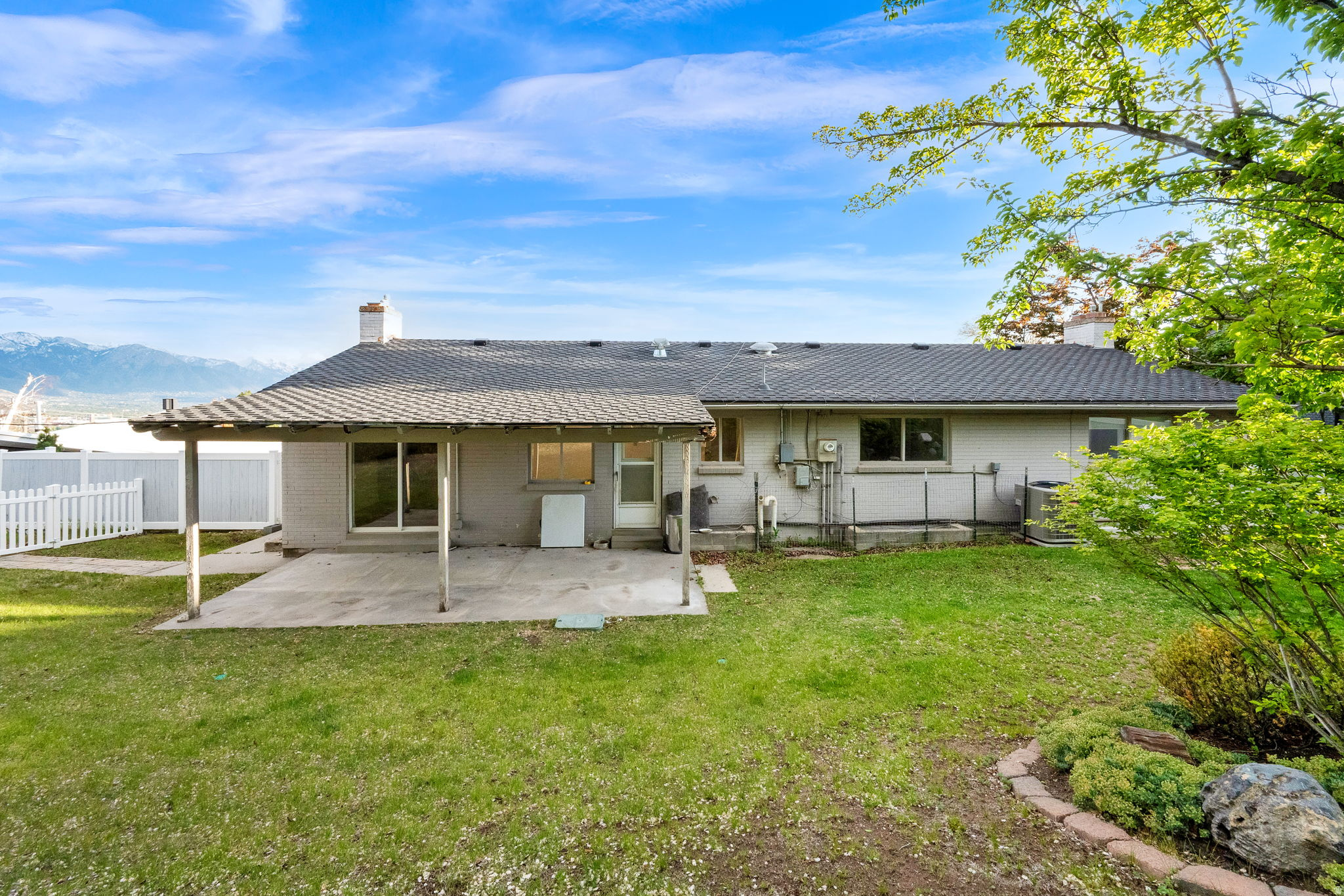 NORTH HILLS - Residential
