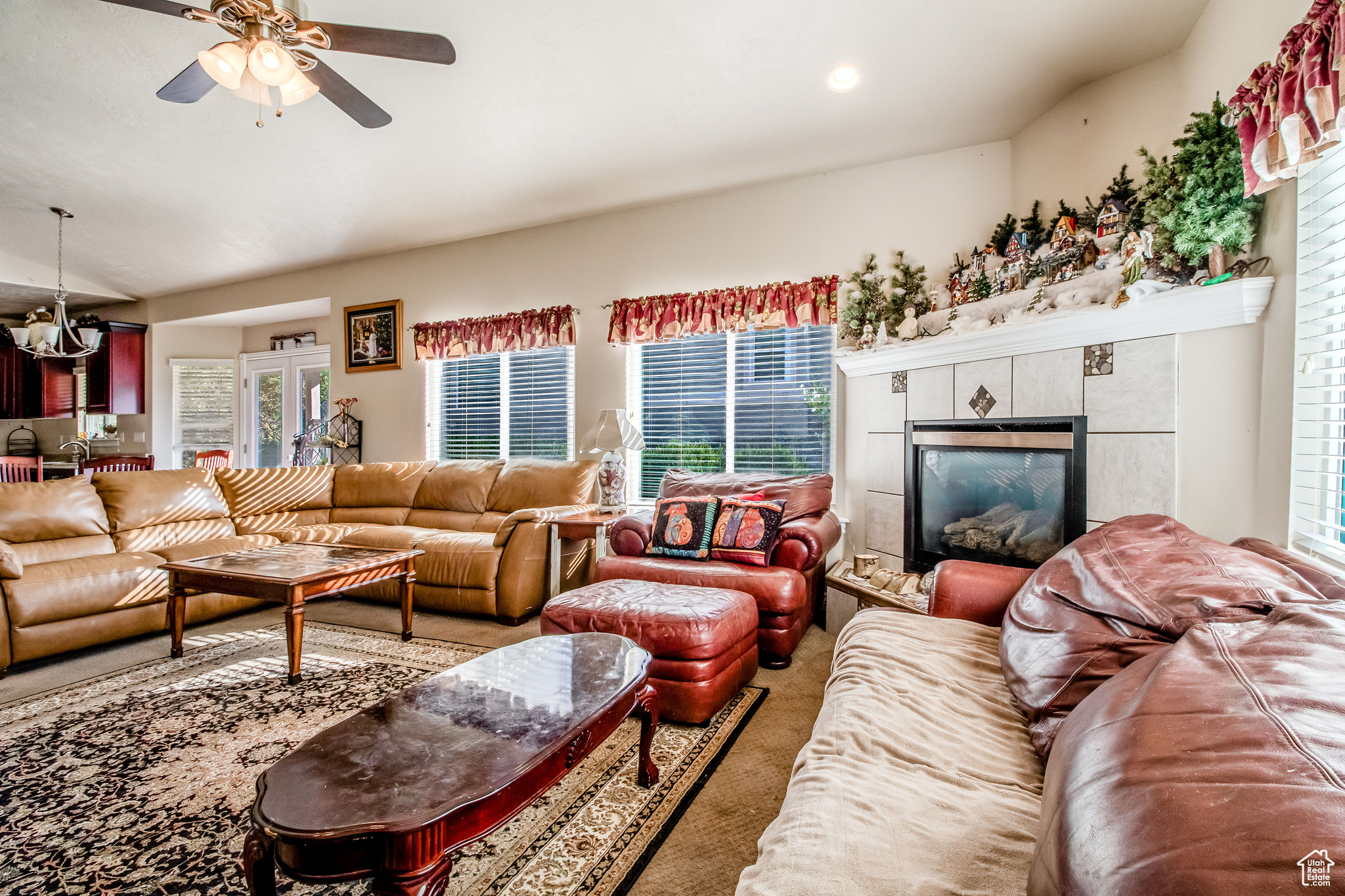 SARATOGA SPRINGS - Residential