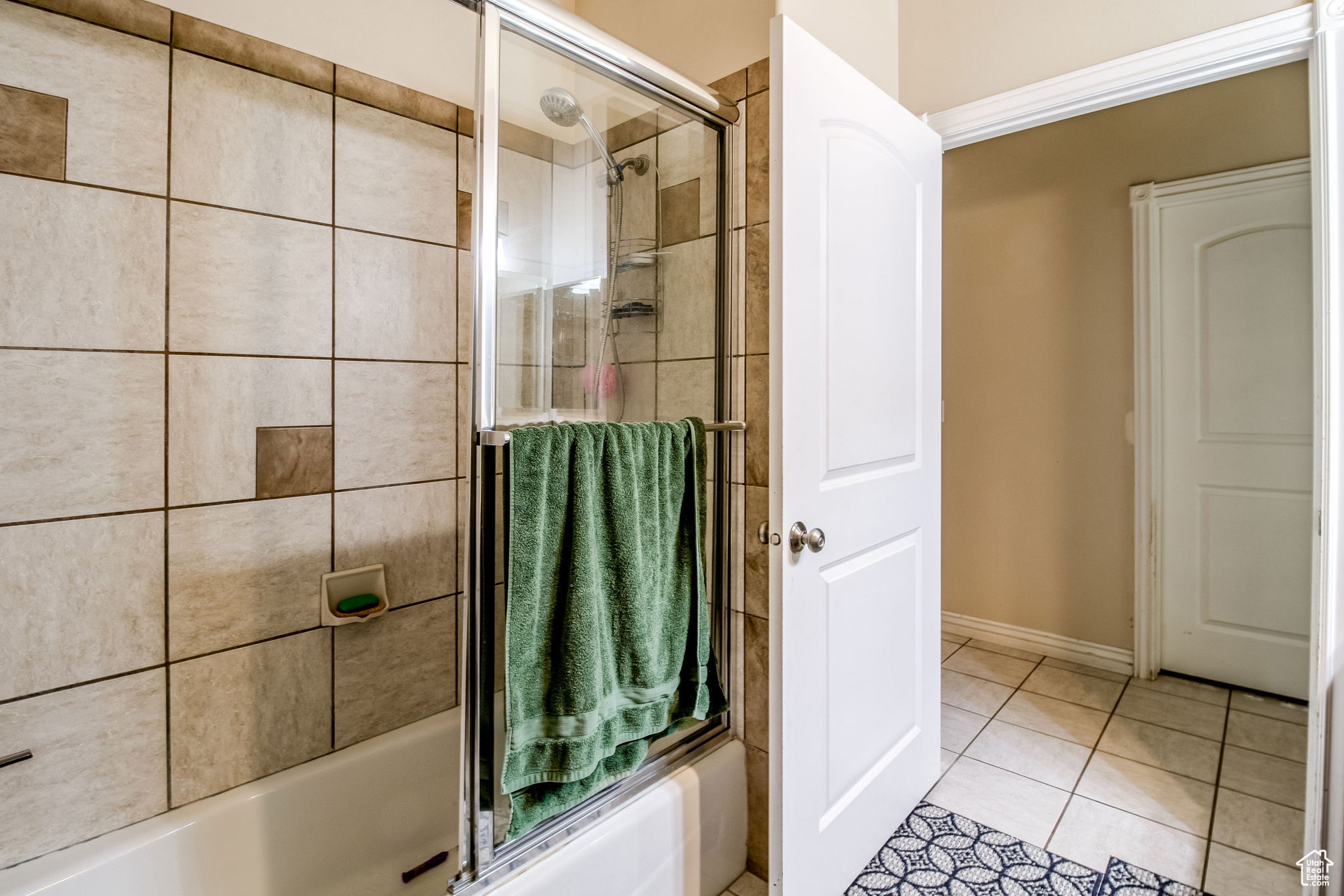 SARATOGA SPRINGS - Residential