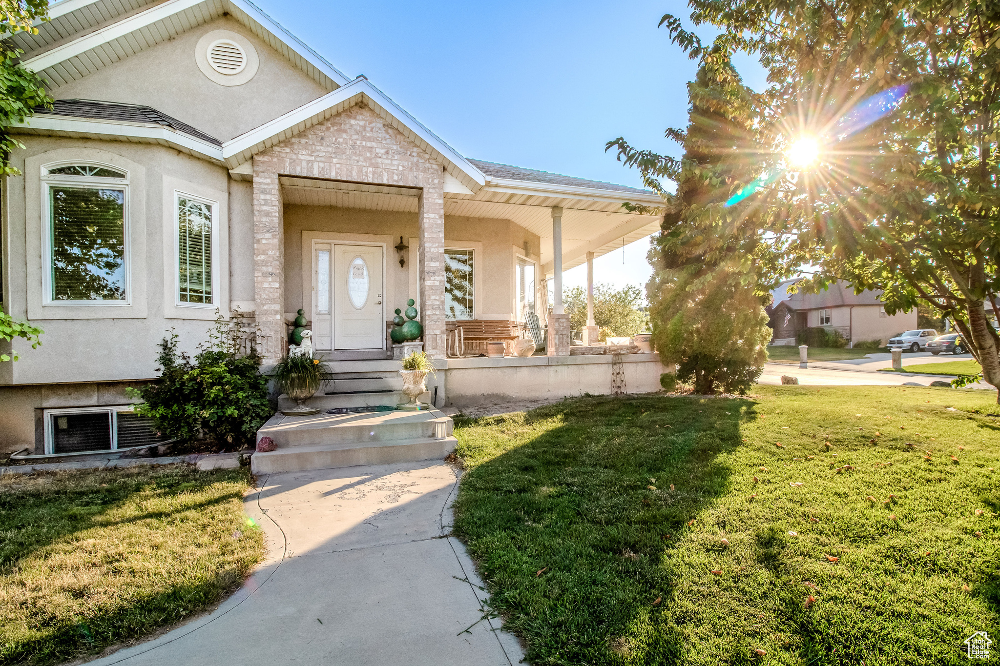 SARATOGA SPRINGS - Residential