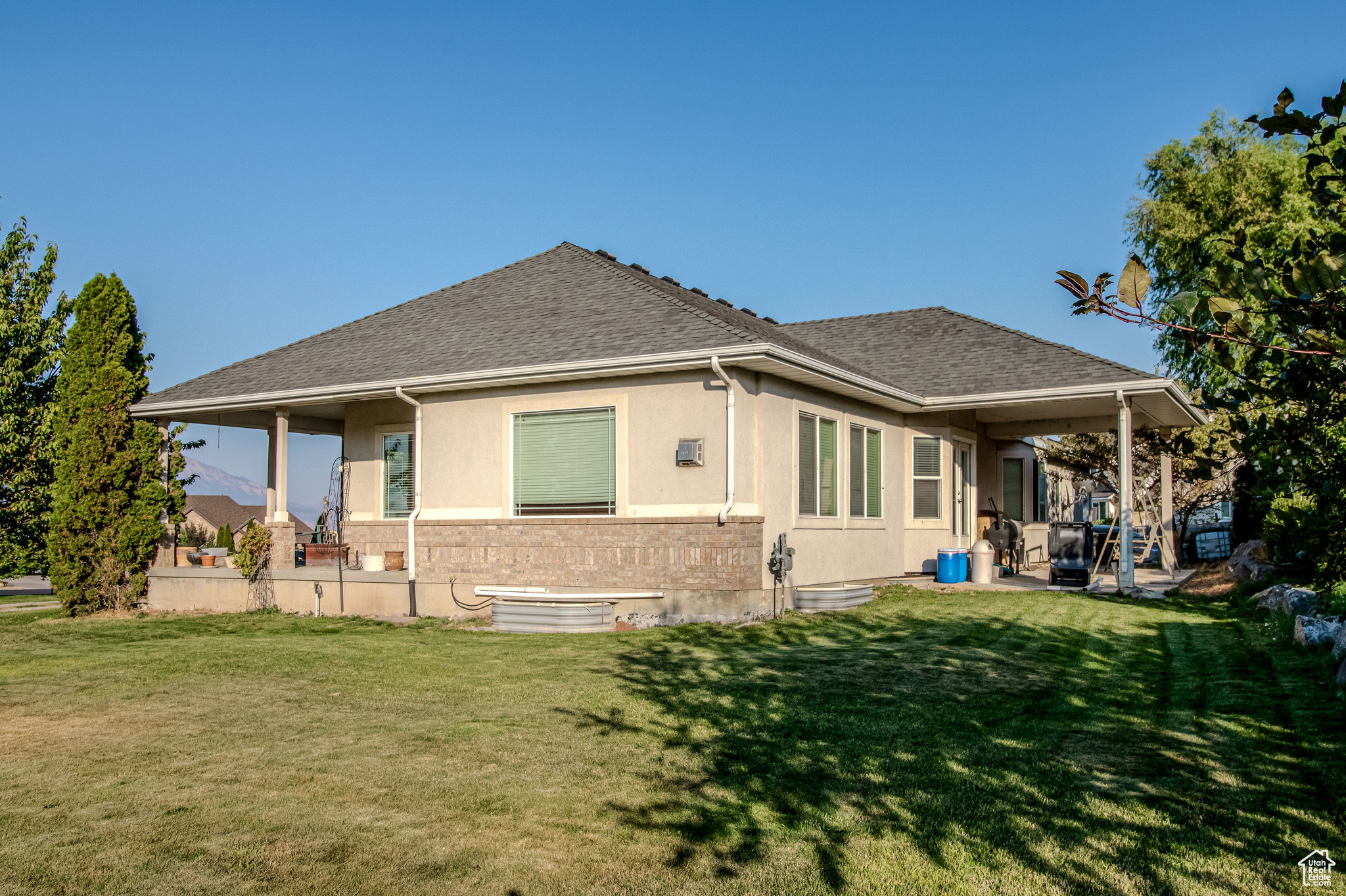 SARATOGA SPRINGS - Residential