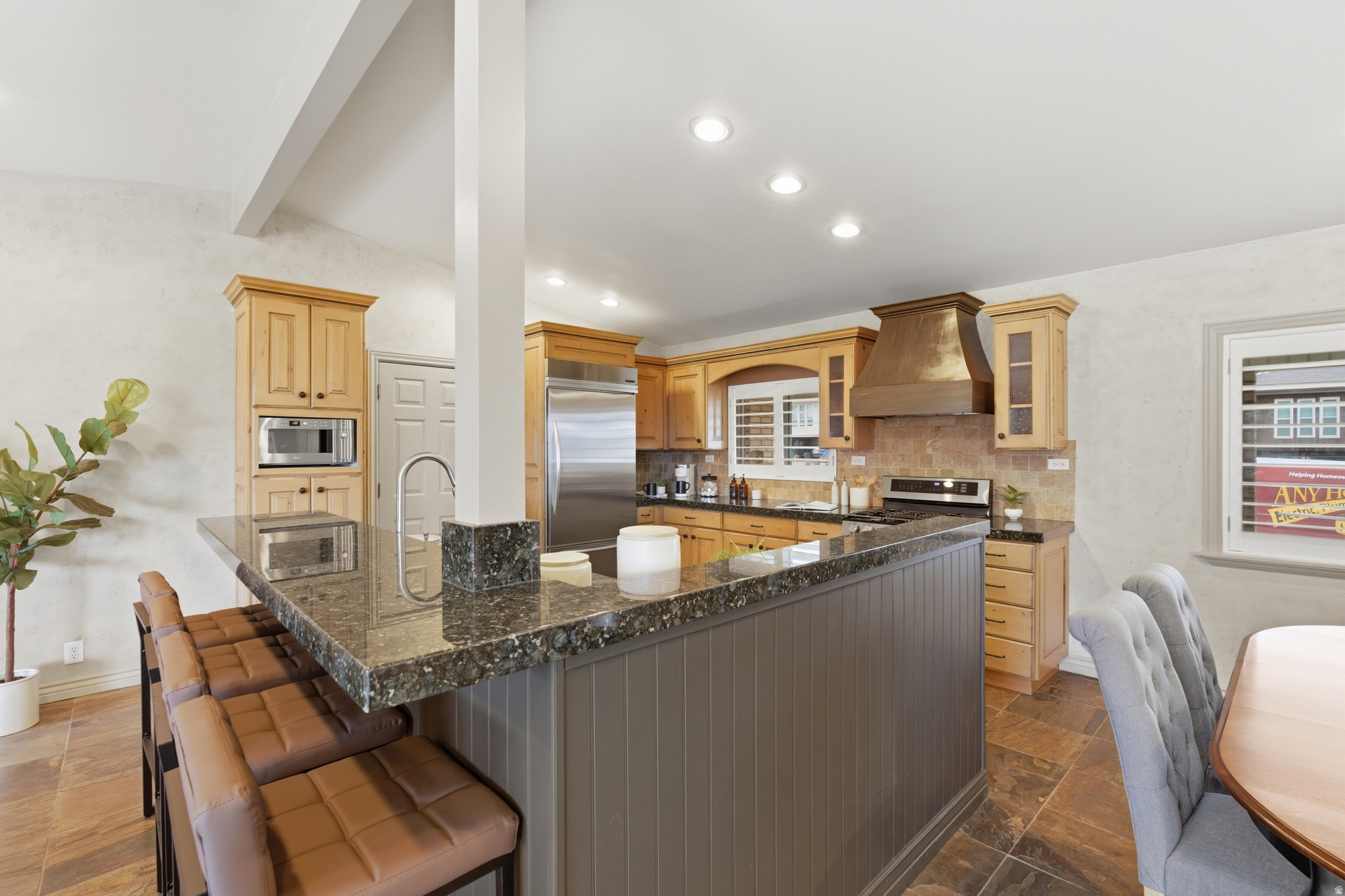 WILLOW CREEK - Residential