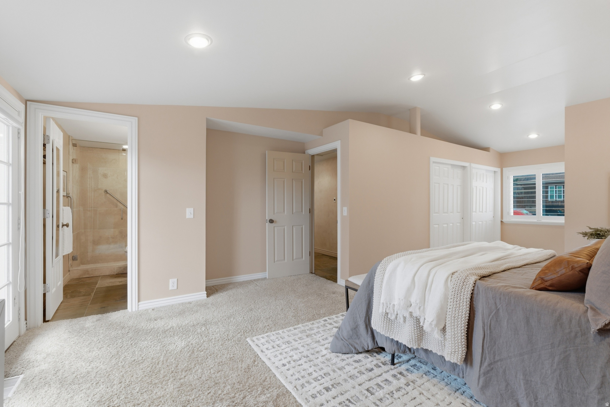 WILLOW CREEK - Residential