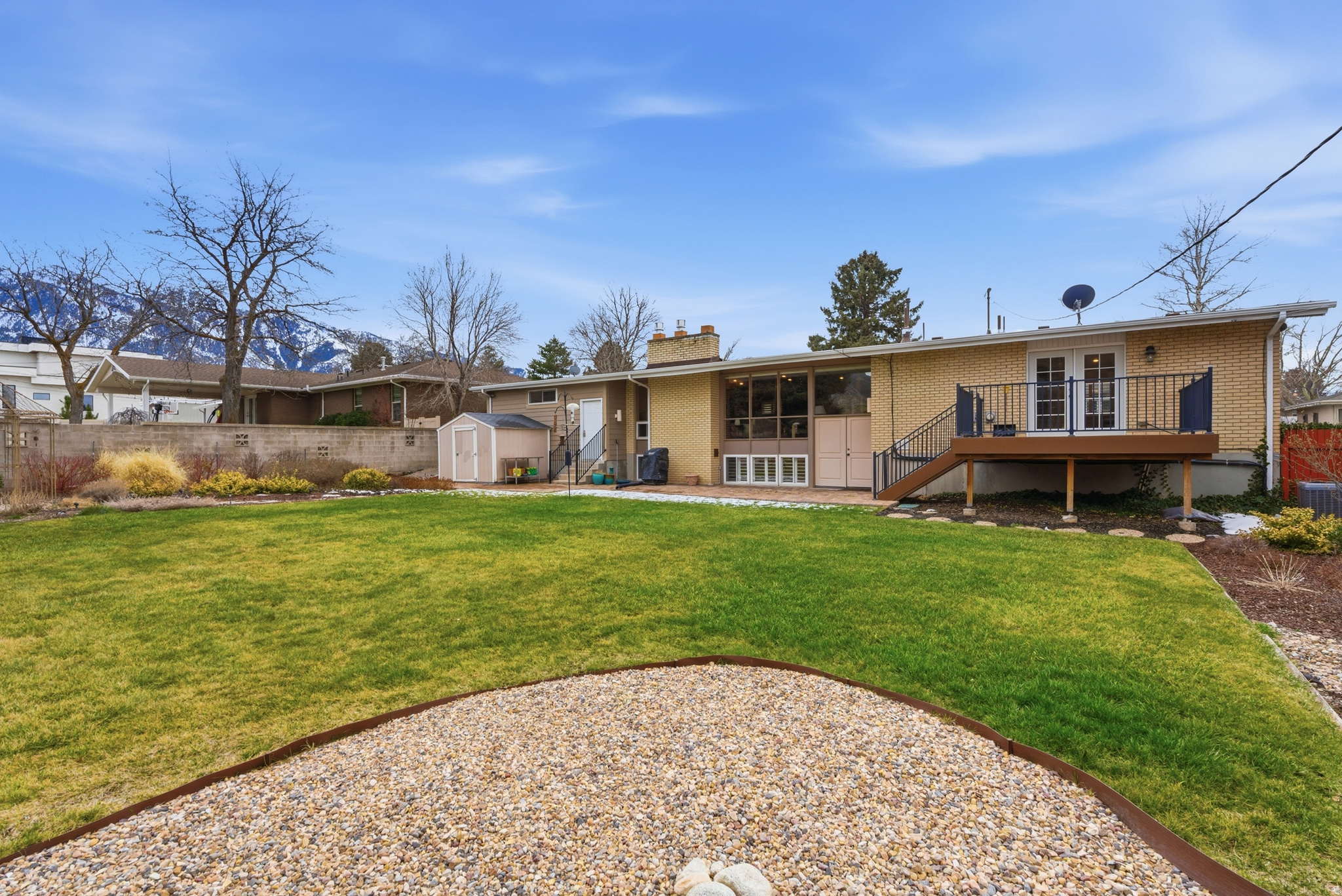 WILLOW CREEK - Residential