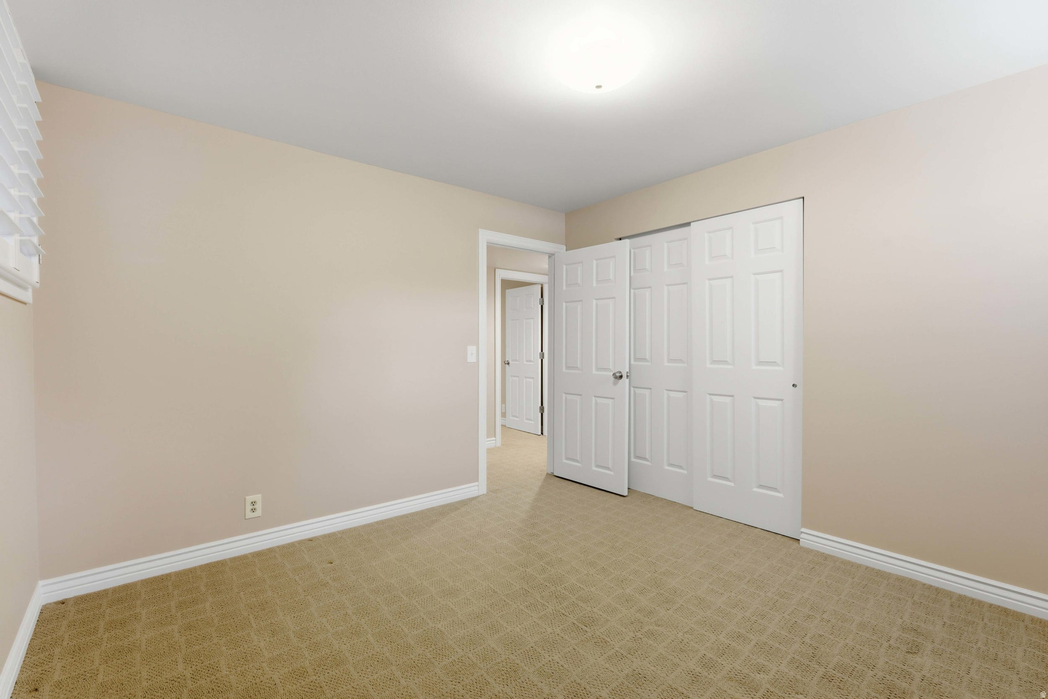 WILLOW CREEK - Residential