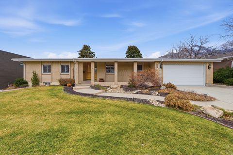 Photo of 8651 S MOUNT MAJESTIC RD, Sandy, UT 84093 (MLS # 2139799)