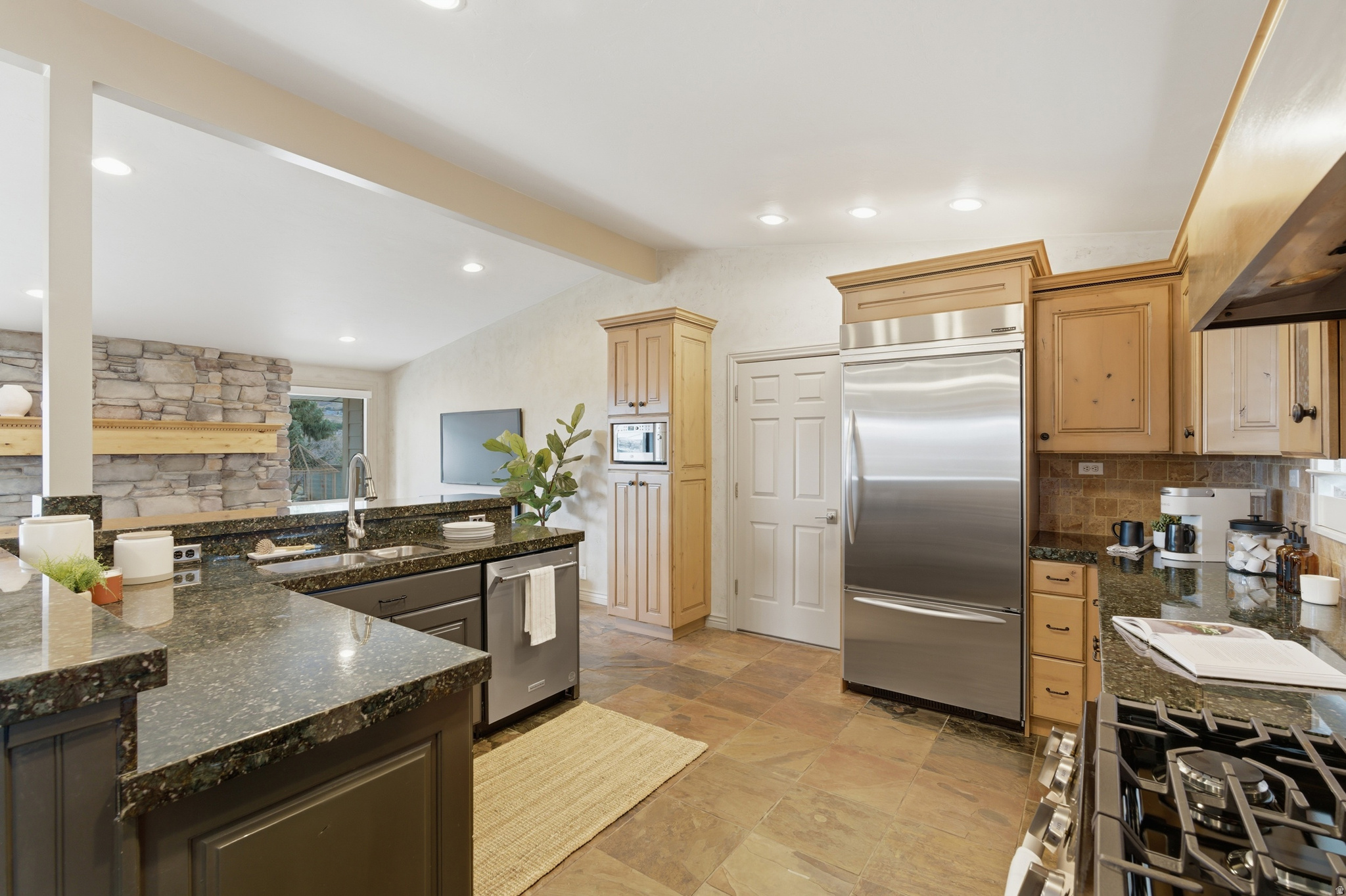 WILLOW CREEK - Residential