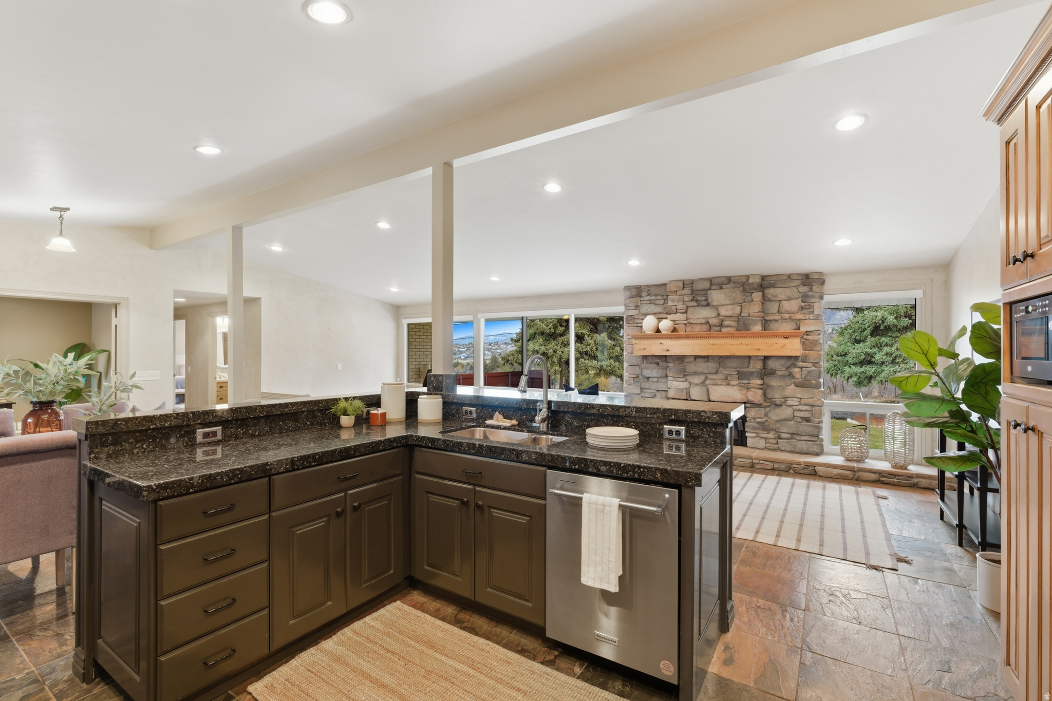 WILLOW CREEK - Residential