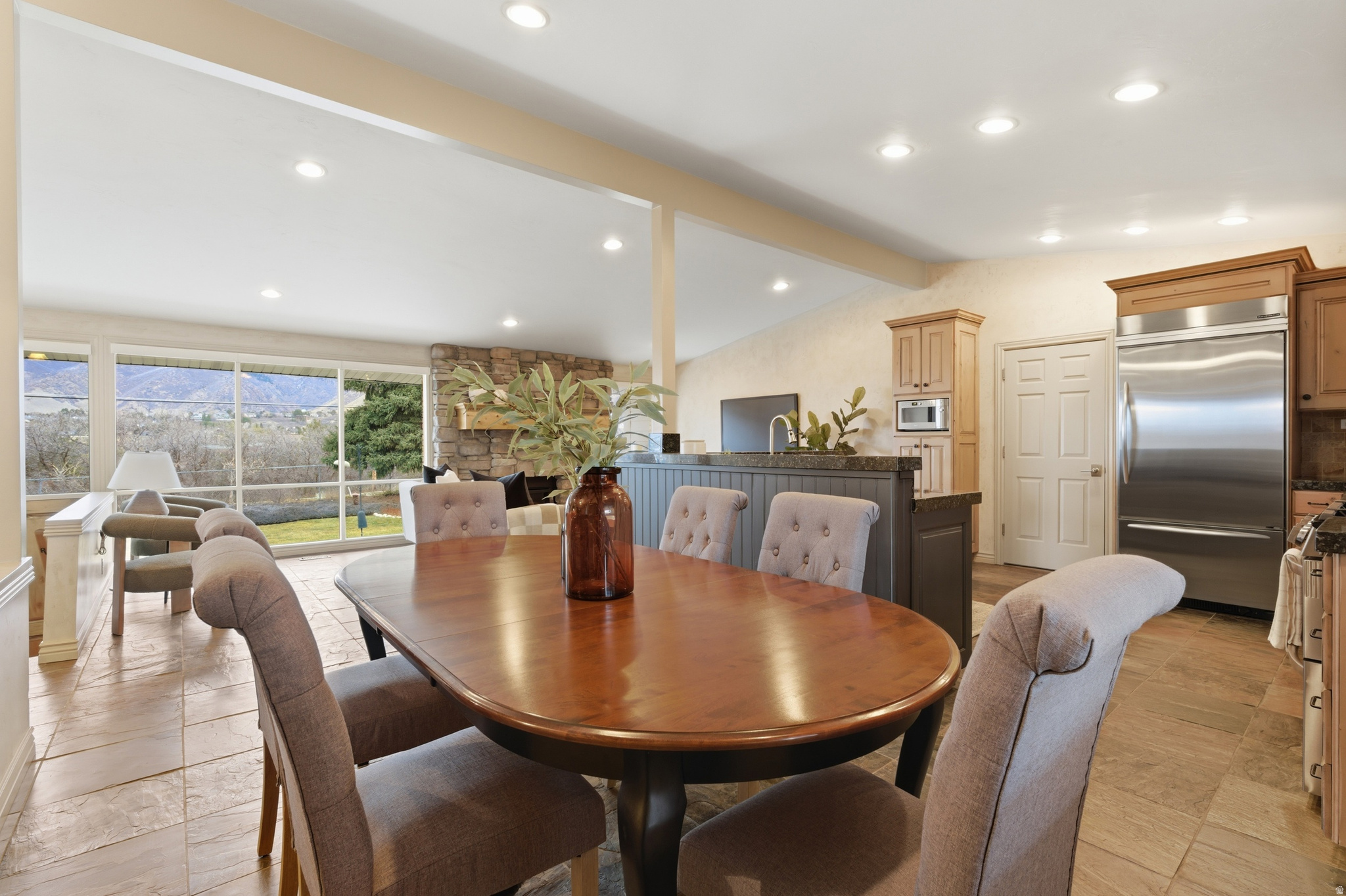 WILLOW CREEK - Residential