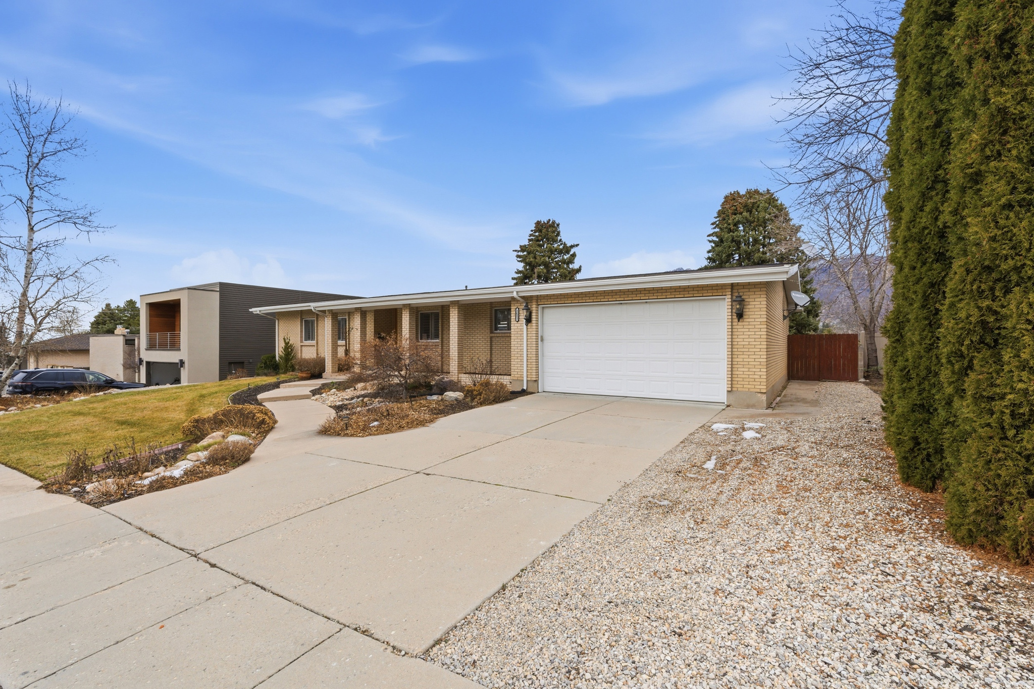 WILLOW CREEK - Residential