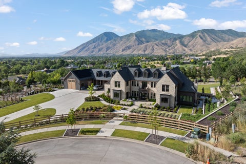 Tiny photo for 1326 E LITTLE CT, Mapleton, UT 84664 (MLS # 2178739)
