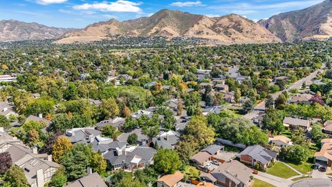 Tiny photo for 2106 E CONNOR PARK CV, Salt Lake City, UT 84109 (MLS # 2152703)