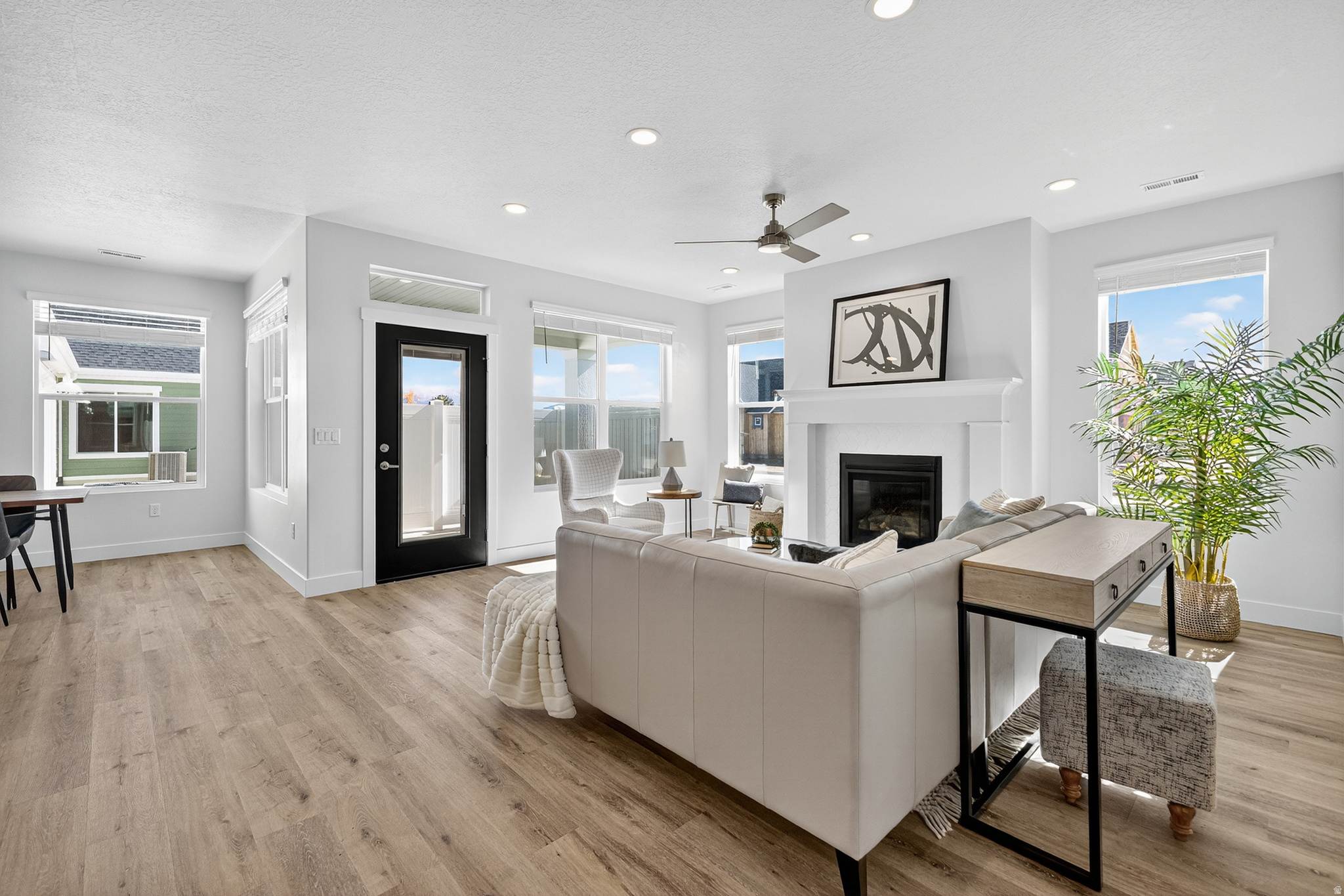 BLUFF VIEW - Residential